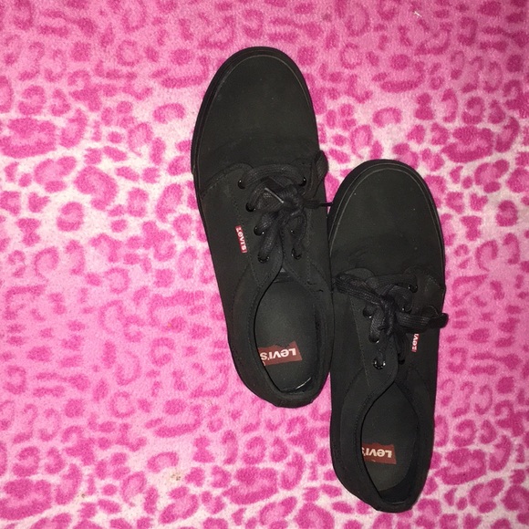 Levi Men Shoes - Picture 1 of 2